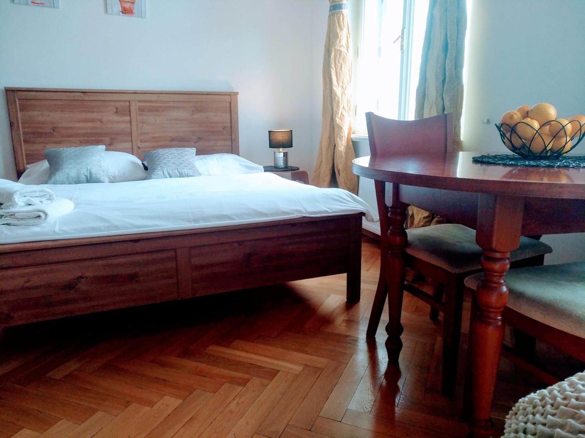 Pretty, Comfortable Apartmán